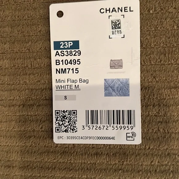 🩷 Host Pick 🩷Chanel brand new denim bag 2023 collection. PRICE IS FIRM. - Picture 5 of 15